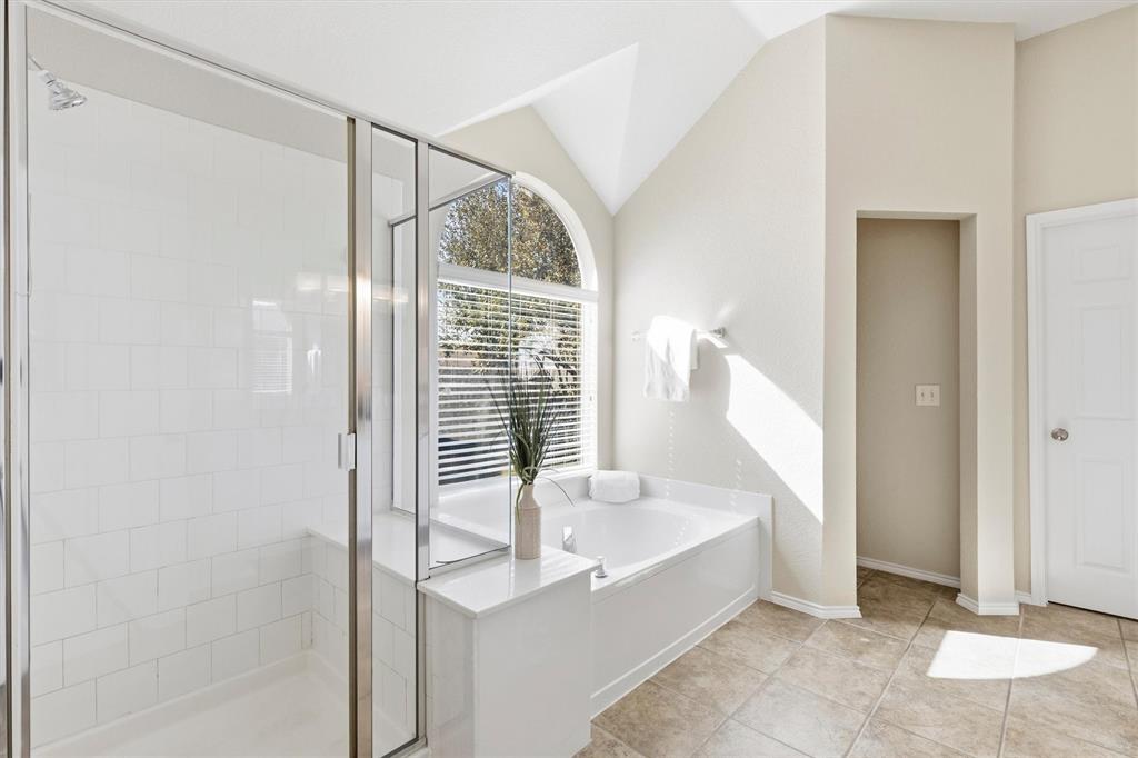 Fountainview Ph One - Residential