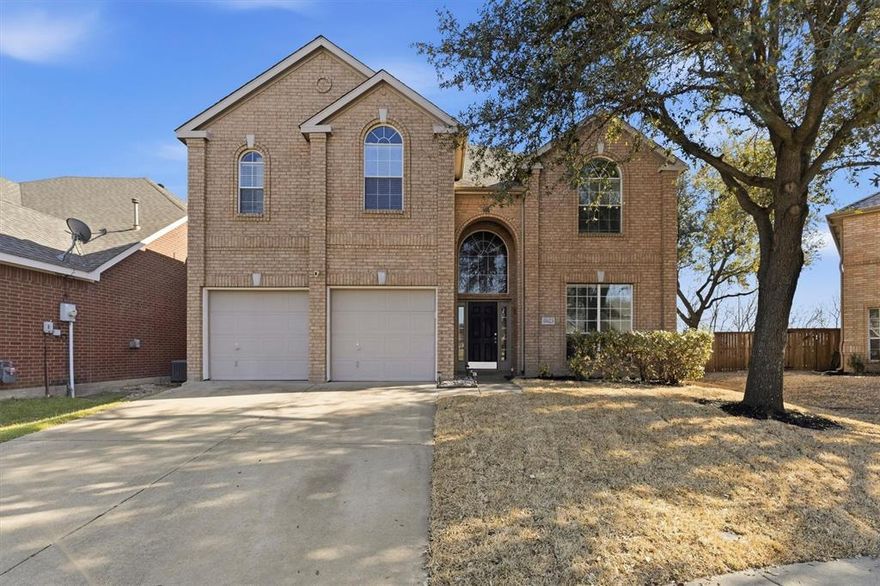Updated Home in Fountainview at Stonebridge Ranch – Move-In Ready!
Located in the sought-after Fountainview section of Stonebridge Ranch, this spacious 4-bedroom home offers modern updates and an ideal layout for comfortable living and entertaining. An open floor plan filled with abundant natural light creates a warm and inviting atmosphere. The formal dining room greets you just off the entry—perfect for hosting gatherings. The updated kitchen features quartz countertops, a farmhouse sink, white cabinetry, stainless steel appliances, and a pantry for ample storage. The living room showcases a gas-start fireplace and a wall of windows overlooking the backyard. Upstairs, you'll find three bedrooms, a versatile loft area, and a large game room providing flexible living space. The oversized primary suite offers room for a sitting area, while the updated primary bath includes dual sinks, refreshed counters and faucets, a garden tub, separate shower, and a walk-in closet. Recent updates include interior paint, new ceiling fans (late 2025), and sod and mulch replacement (January 2026). Ready for immediate occupancy—don’t miss this opportunity!