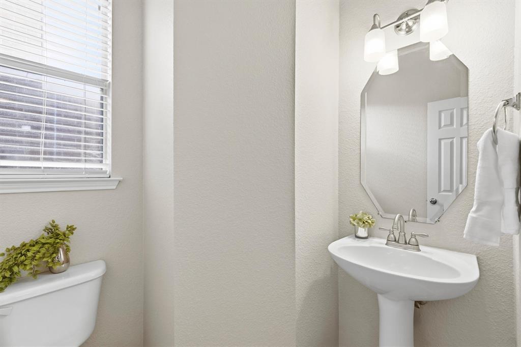 Fountainview Ph One - Residential