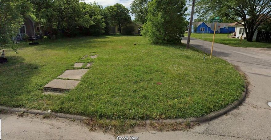 Excellent opportunity for builders and investors! This duplex lot comes with approved plans and full city approvals already in place, allowing you to start construction right away and save valuable time and upfront costs. The city has approved the duplex plans, and all construction documents are available upon request through the listing agent.
This property is truly build-ready and ready for foundation pour, making it a seamless start for your next project. Ideal for an income-producing property, whether you plan to build and hold for rental income or build and sell for profit.
With development approvals secured, this is a rare turnkey opportunity with minimal delays. Don’t miss your chance,contact the listing agent today for full plans and details.