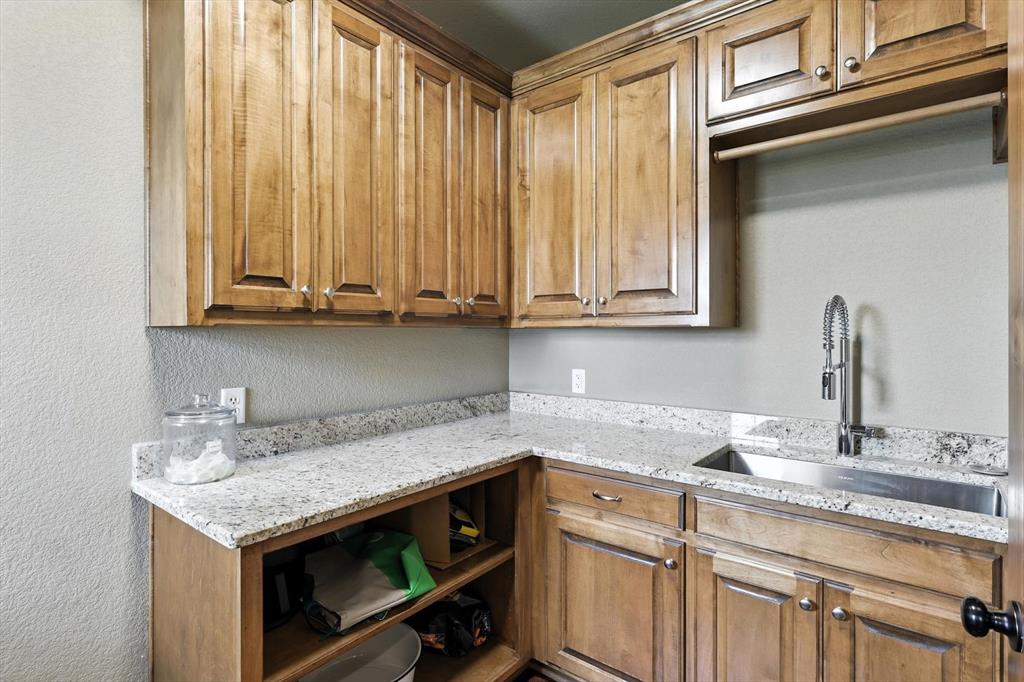 Boulware Manor - Residential