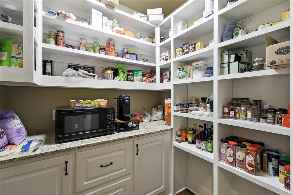 Boulware Manor - Residential