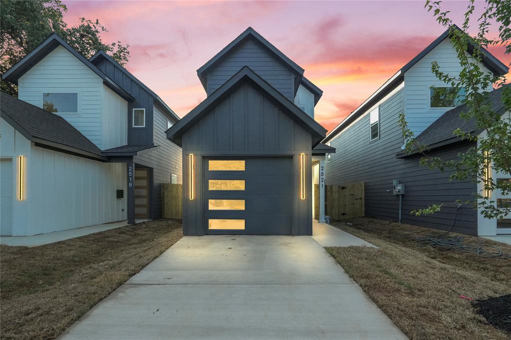 Lincoln Manor - Residential