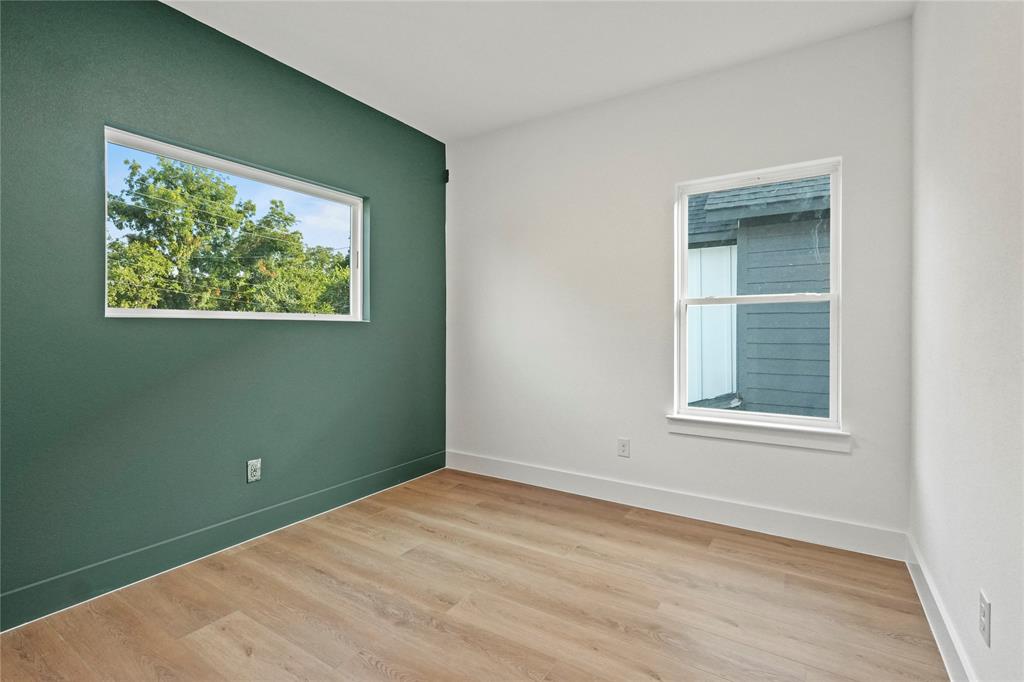 Lincoln Manor - Residential