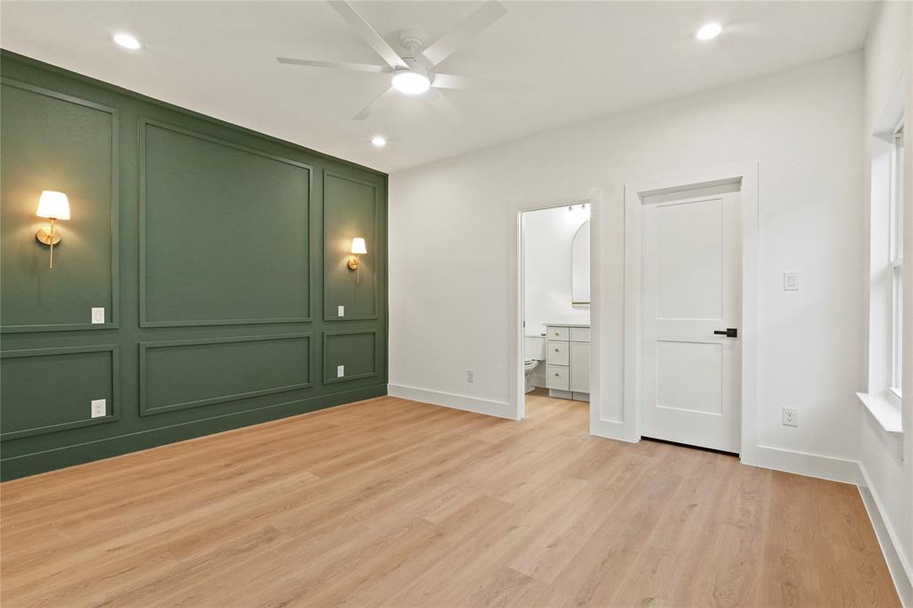 Lincoln Manor - Residential