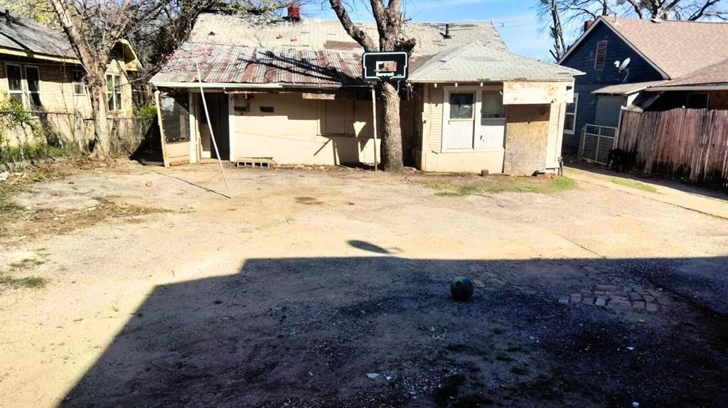 825 Cumberland Street