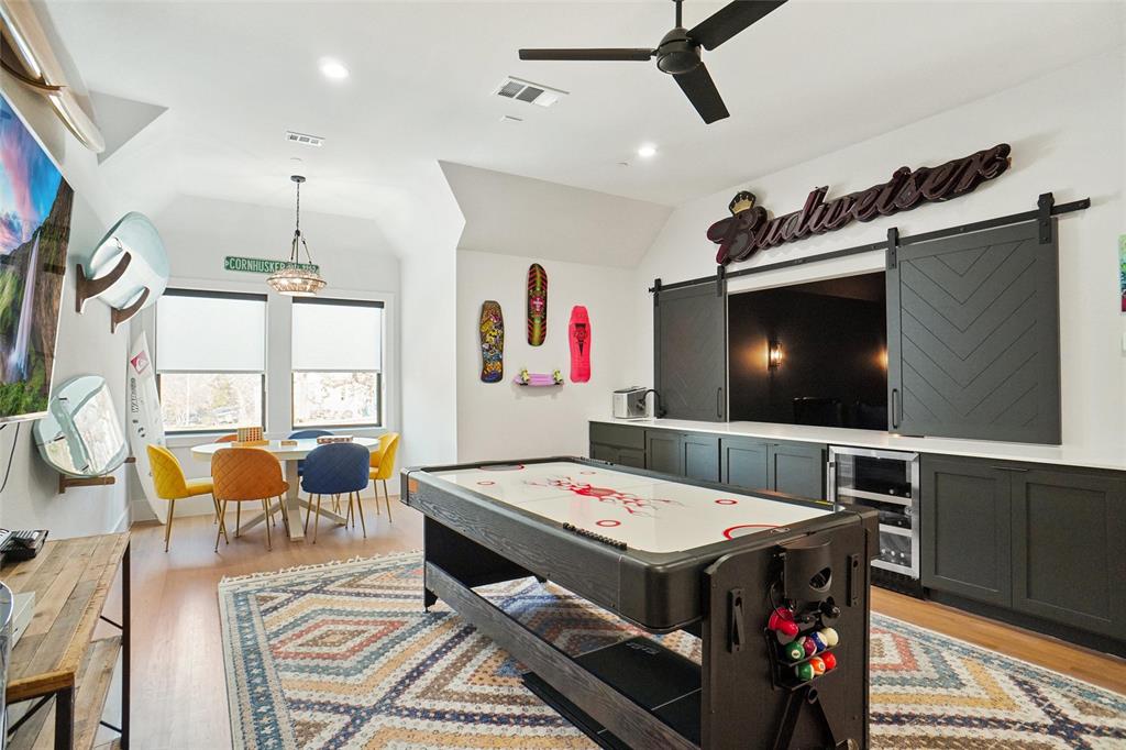 Windsor Estates Keller - Residential