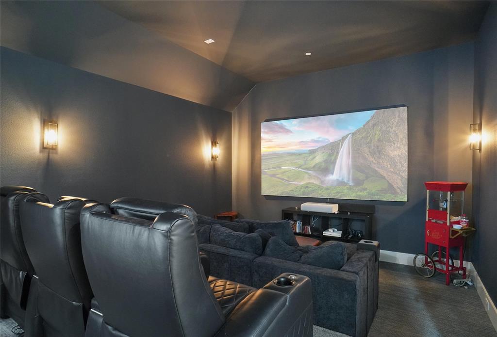 Windsor Estates Keller - Residential