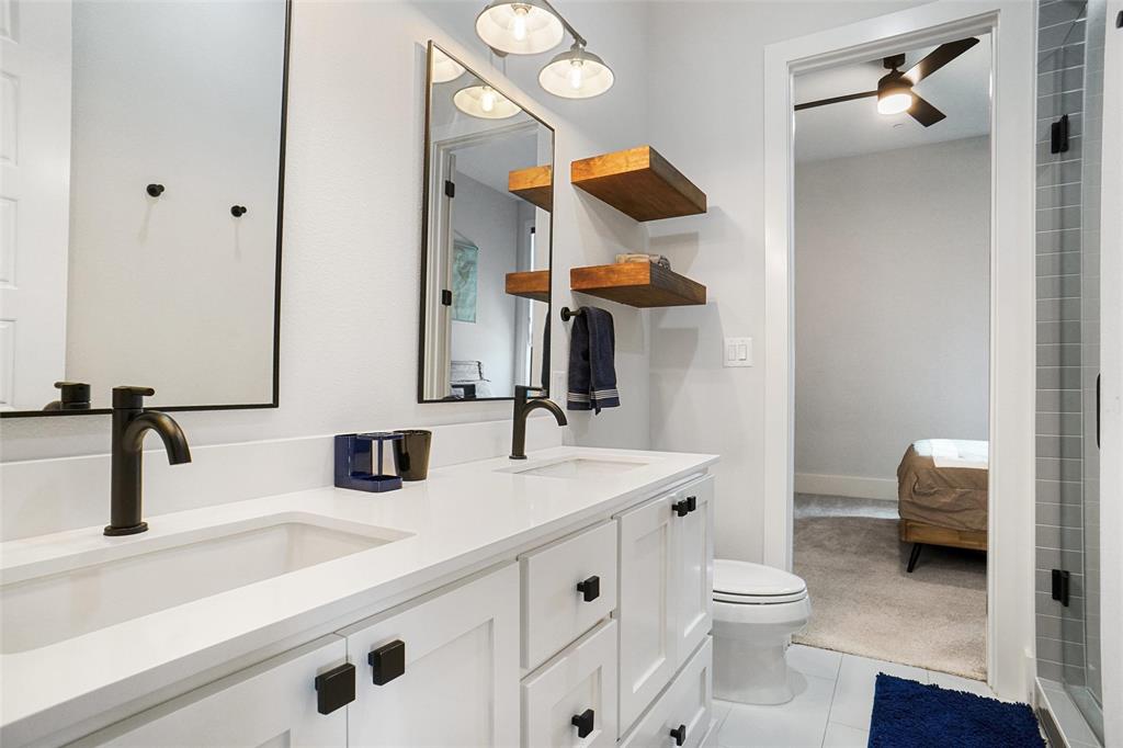 Windsor Estates Keller - Residential