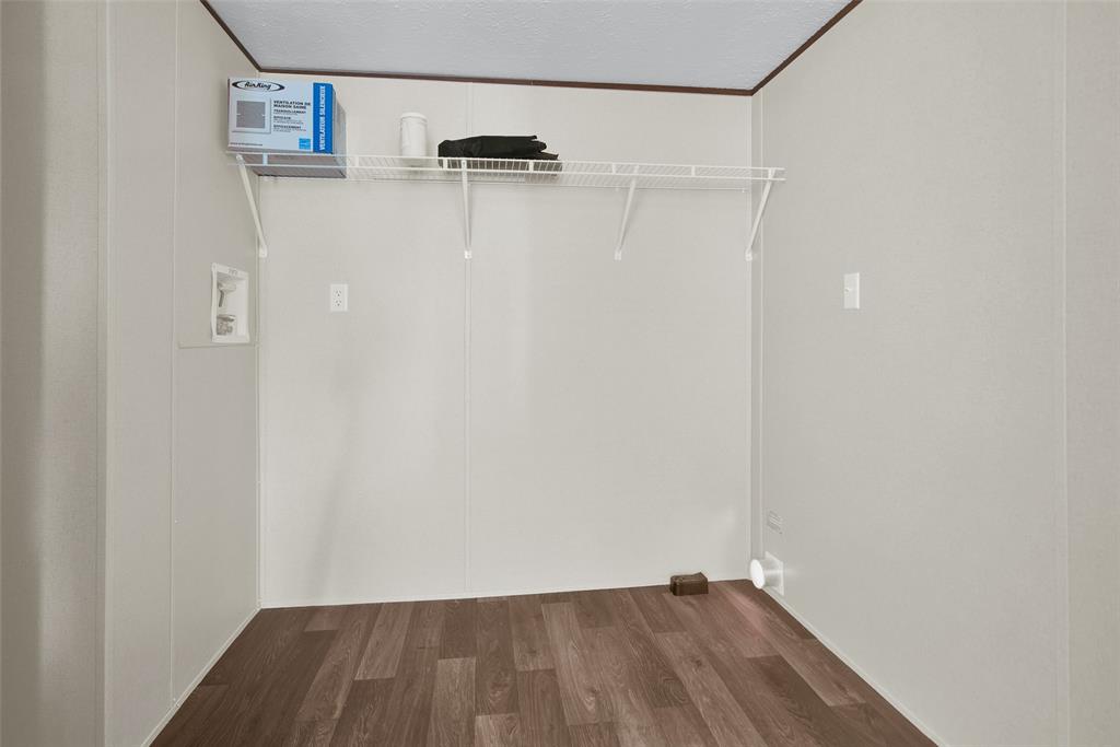 (EIR) ECTOR ISD RURAL - Residential