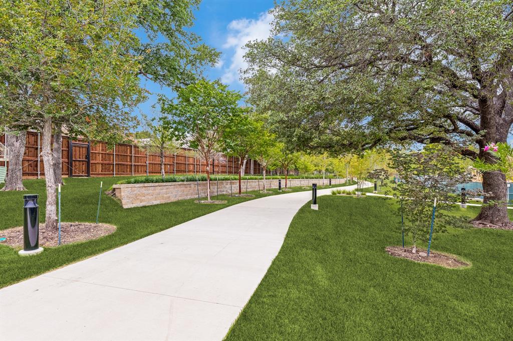 14707 Live Oak Circle