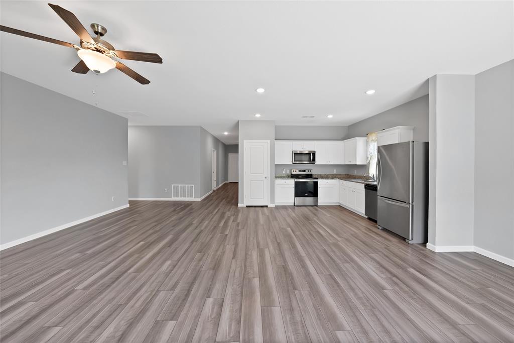 1433 Ancer Way