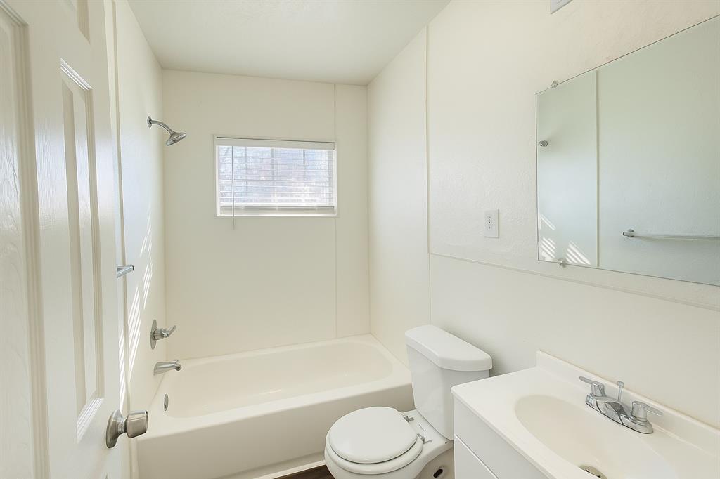 Lea Crest - Residential