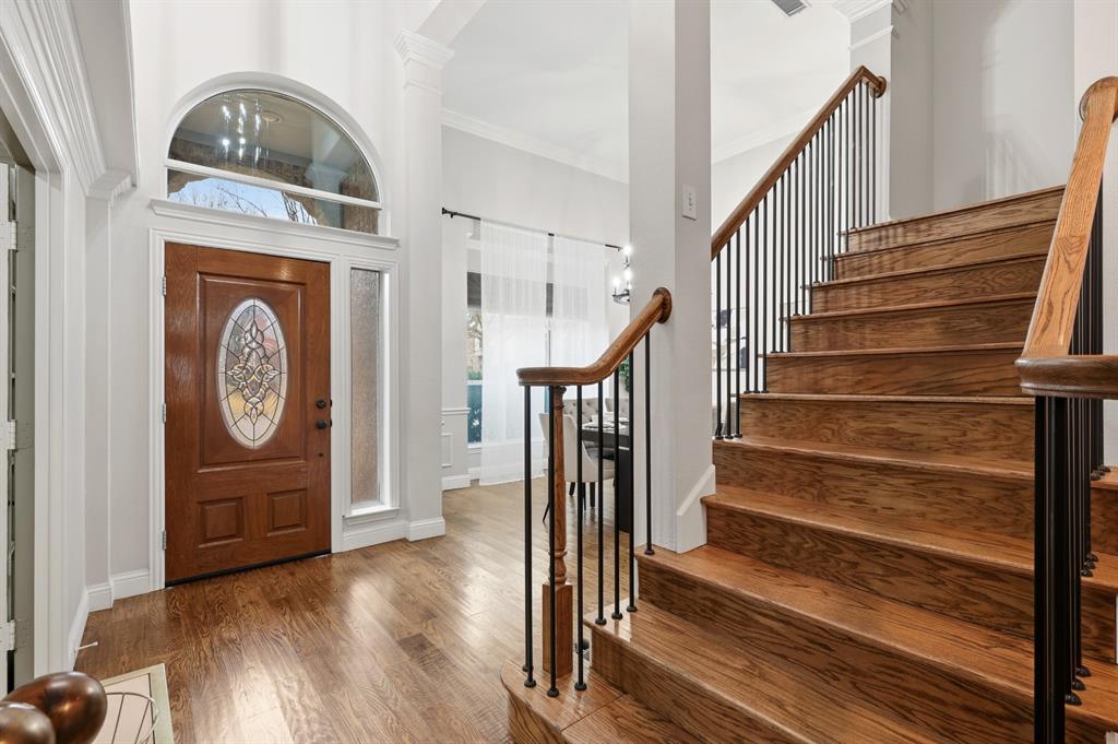 913 Cross Plains Drive