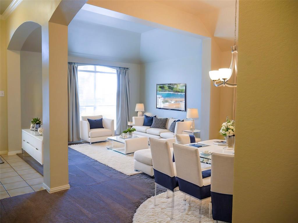 8308 Clear Bay