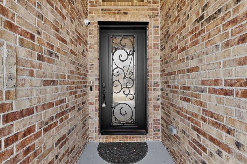 1515 Spring Hill Drive