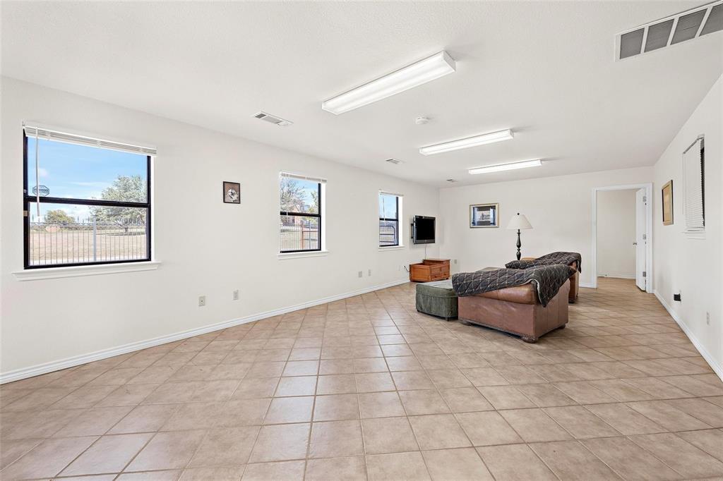 2243 Weston Road