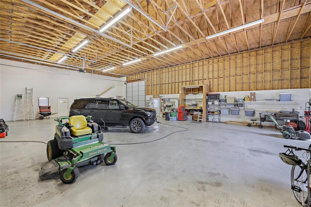 2243 Weston Road