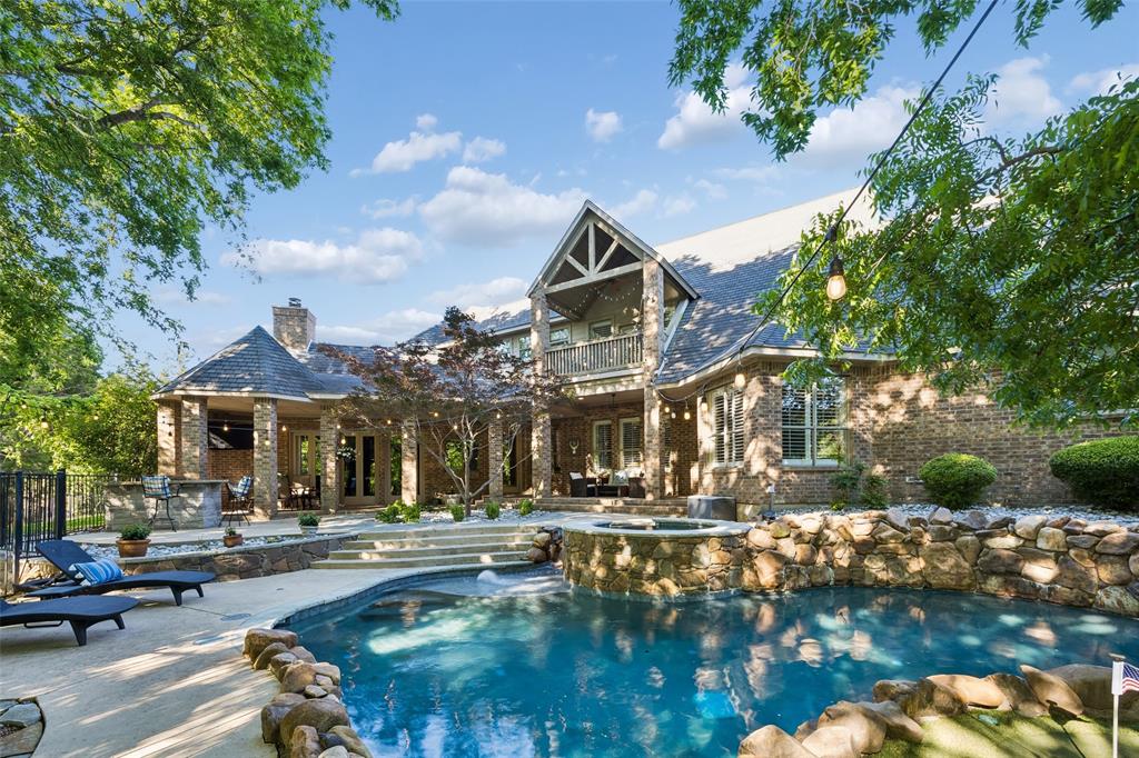 1140 Sloan Crossing