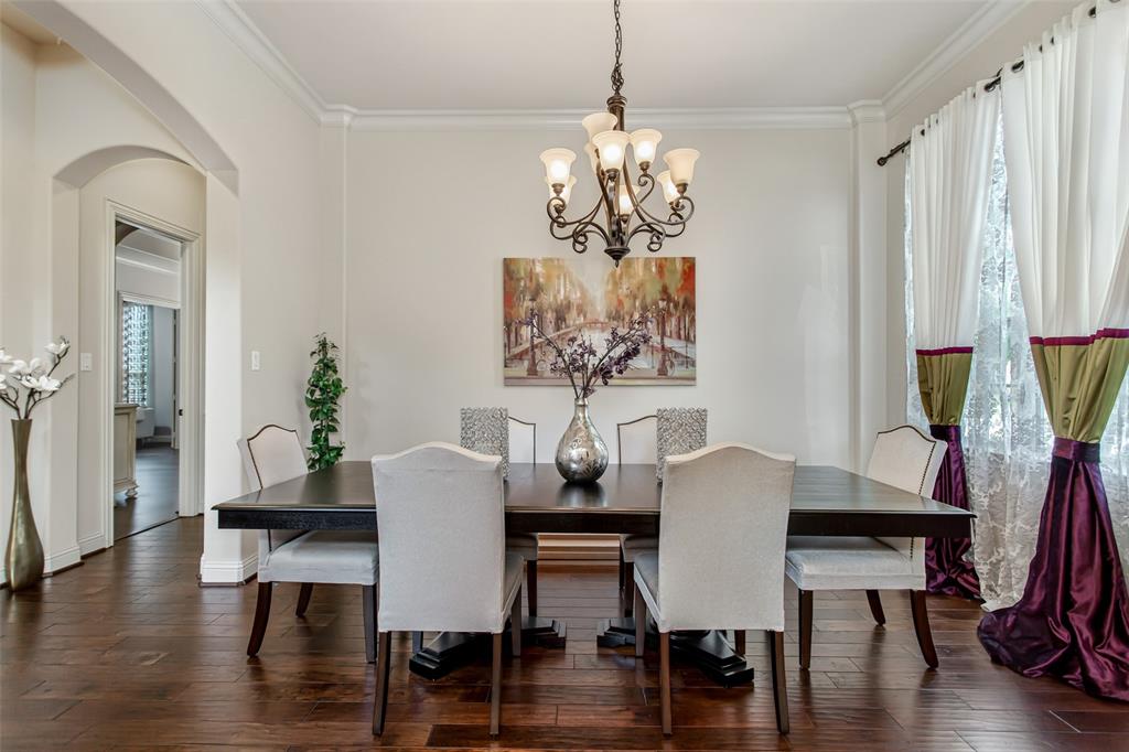 200 San Bernard Drive