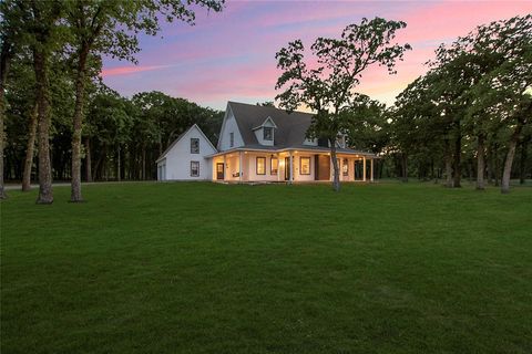 6586 Lone Star Lane Aubrey TX 76227