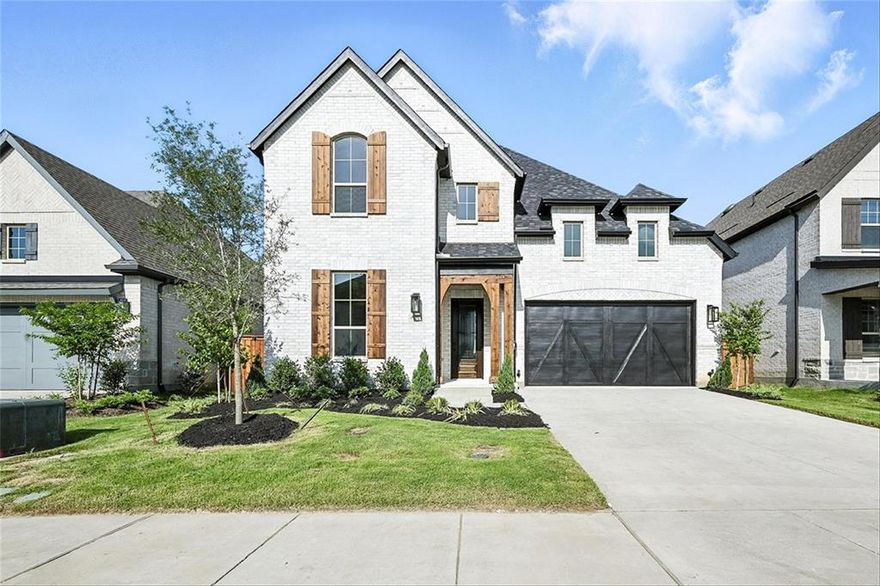 MLS# 20815812 - Built by Highland Homes - Ready Now! ~ Beautiful Cambridge Floor Plan located in Celina ISD. The home features 4 bedrooms and 4 bathrooms, an extended outdoor living area for entertaining, an open floor plan with a beautiful, upgraded kitchen and a gas fireplace in the living room!!