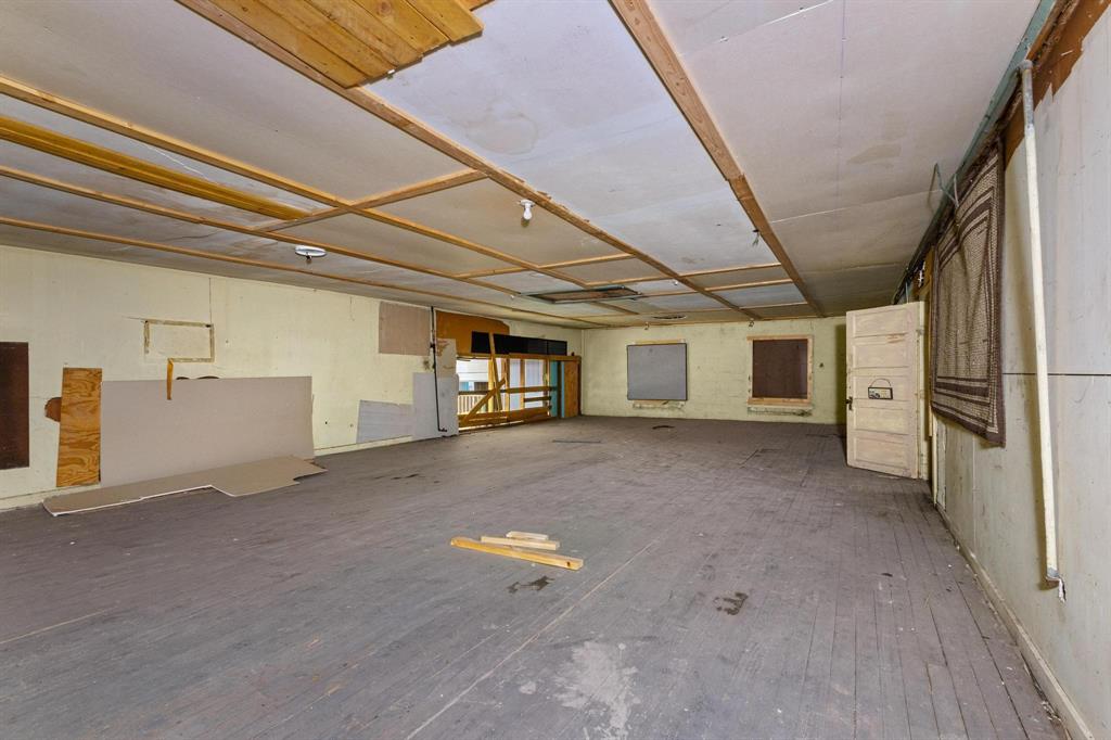 Stevens Add - Commercial Sale