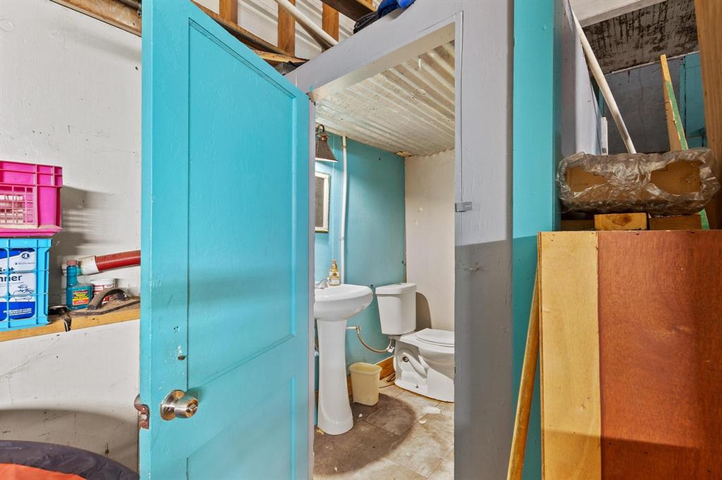 Stevens Add - Commercial Sale