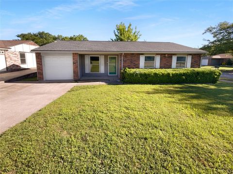 739 Sun Valley Drive Duncanville TX 75116