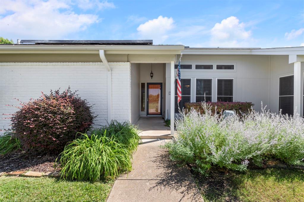 2554 Parkhaven Drive