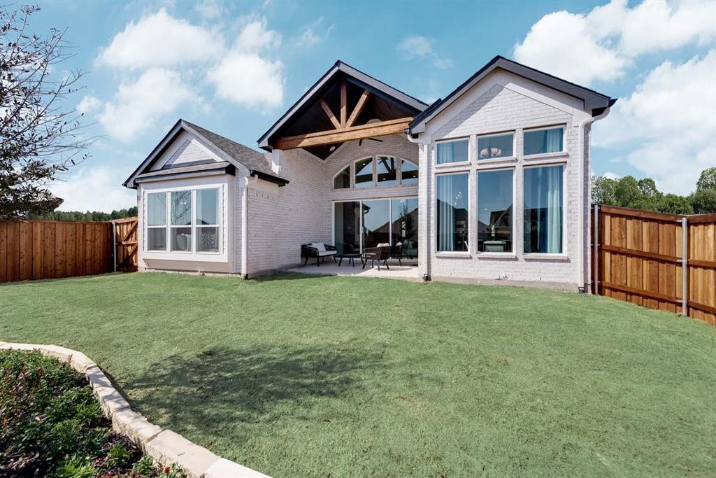 Justin Crossing - Residential