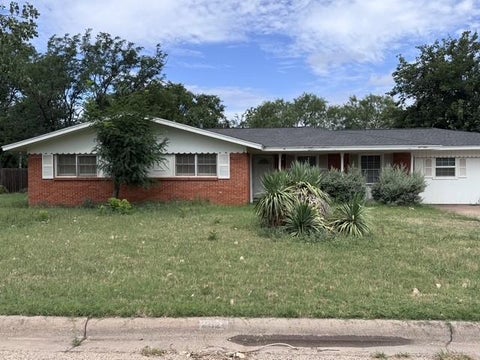 Photo of 2626 Garfield Avenue, Abilene, TX 79601 (MLS # 21307056)