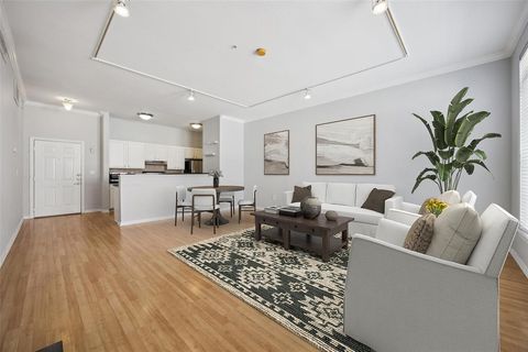 2305 Worthington Street 322 Dallas TX 75204