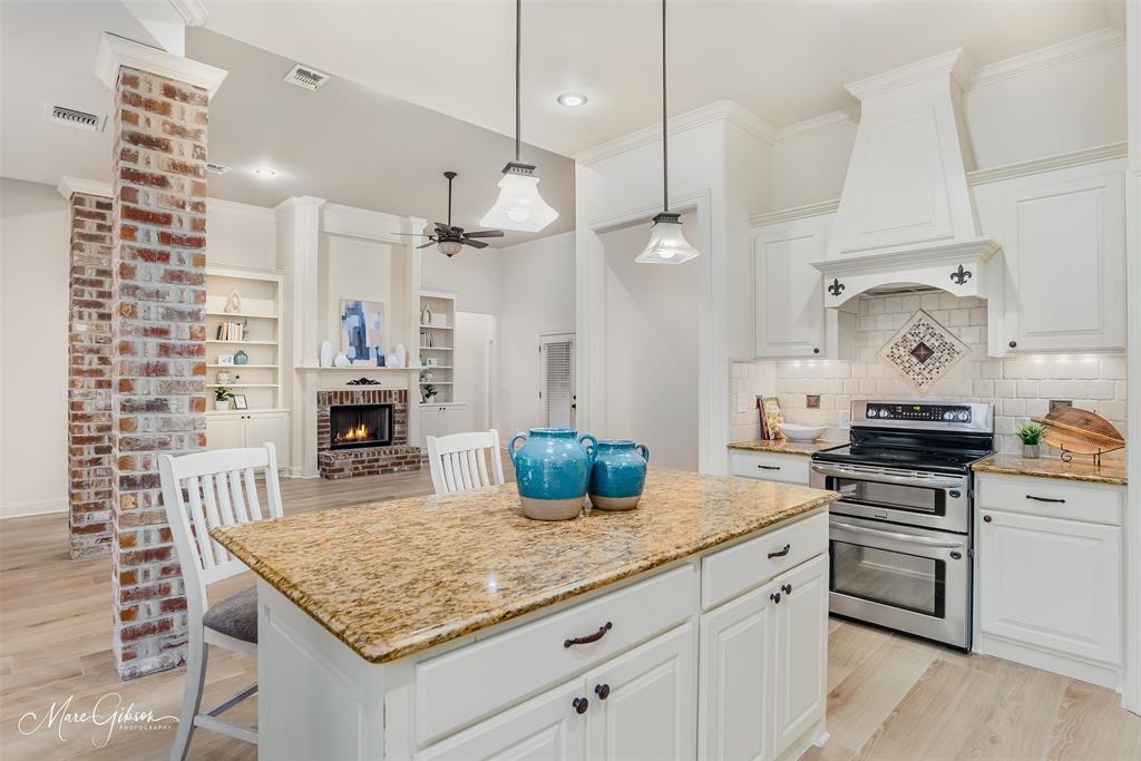 RED OAK ESTATE - Residential