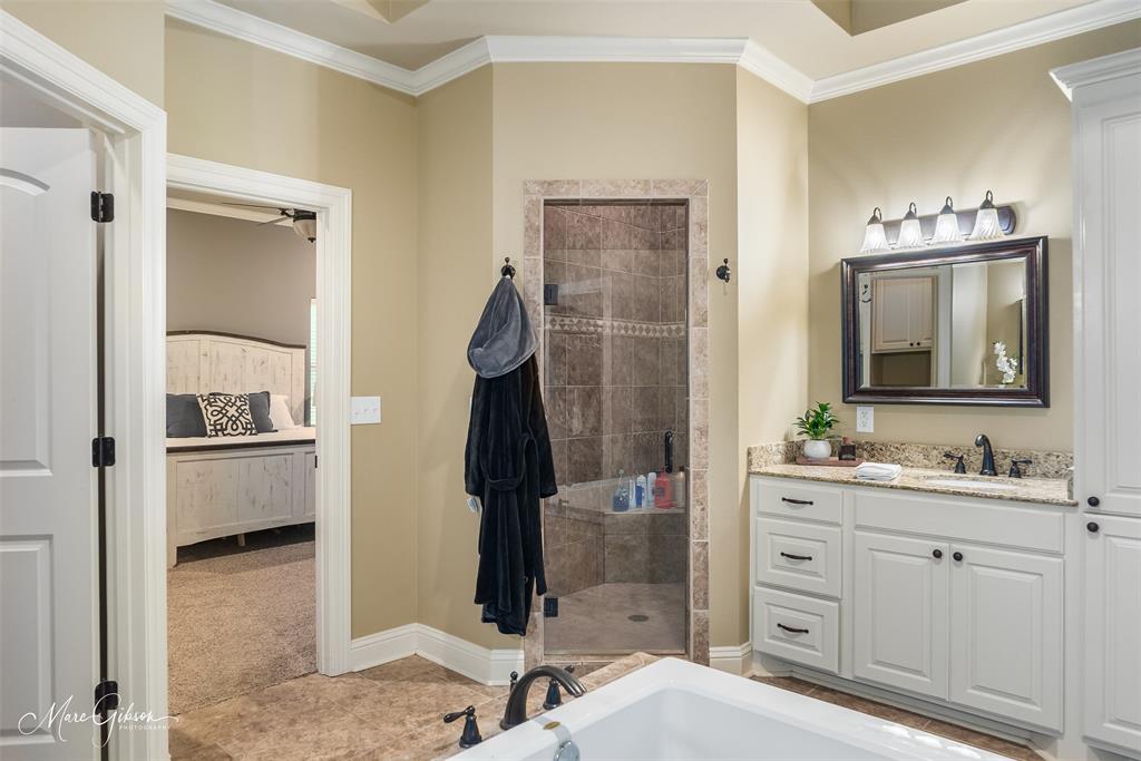 RED OAK ESTATE - Residential