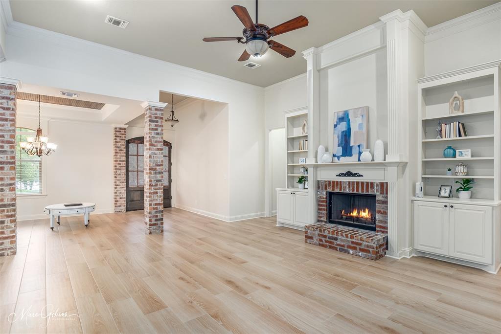 RED OAK ESTATE - Residential