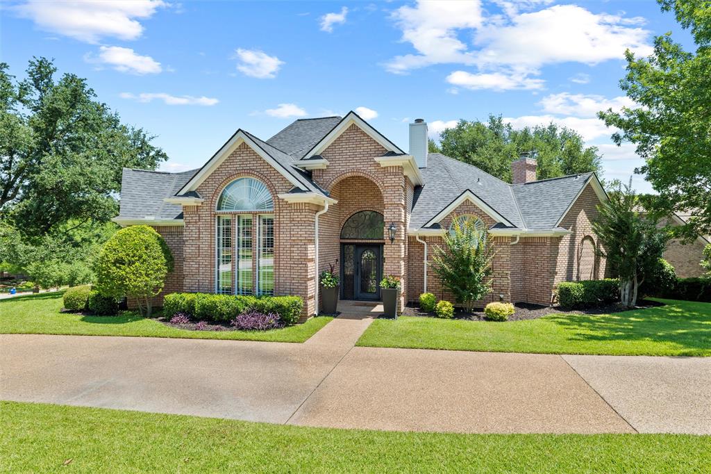 900 Briar Ridge Drive