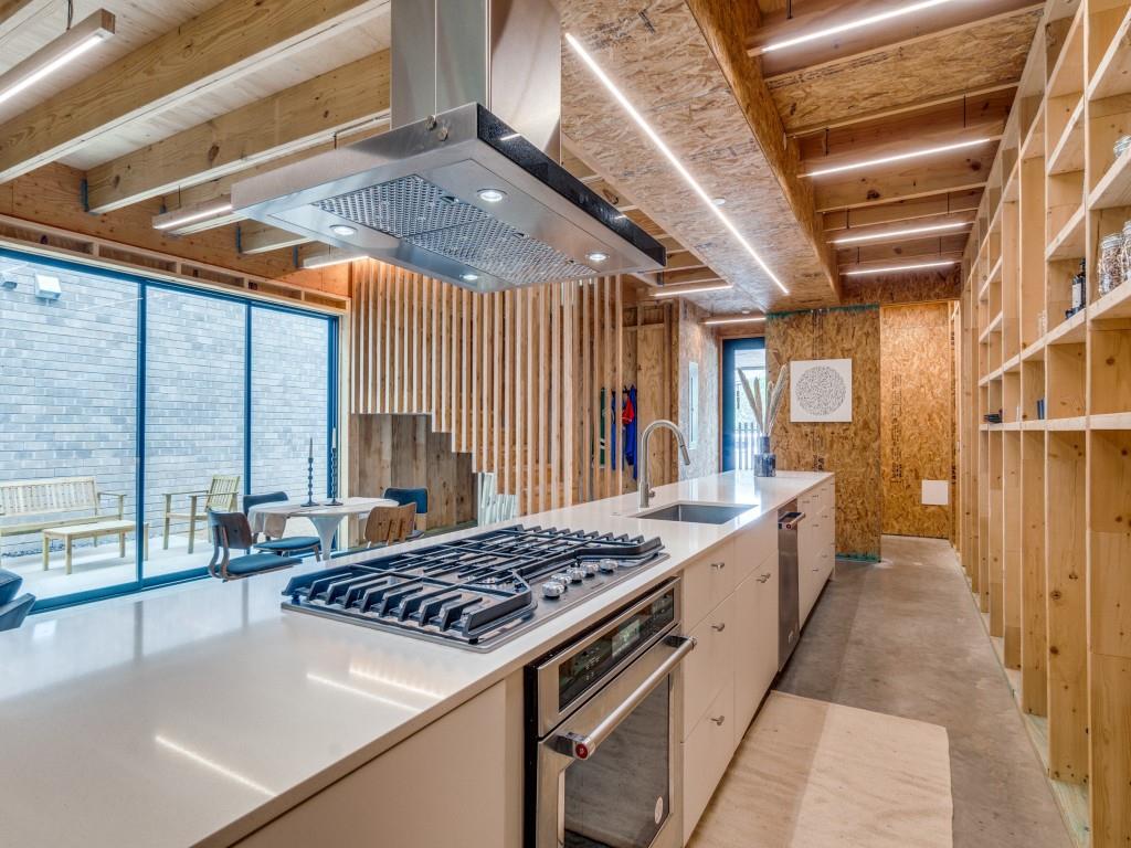 Urban Commomns - Residential Lease