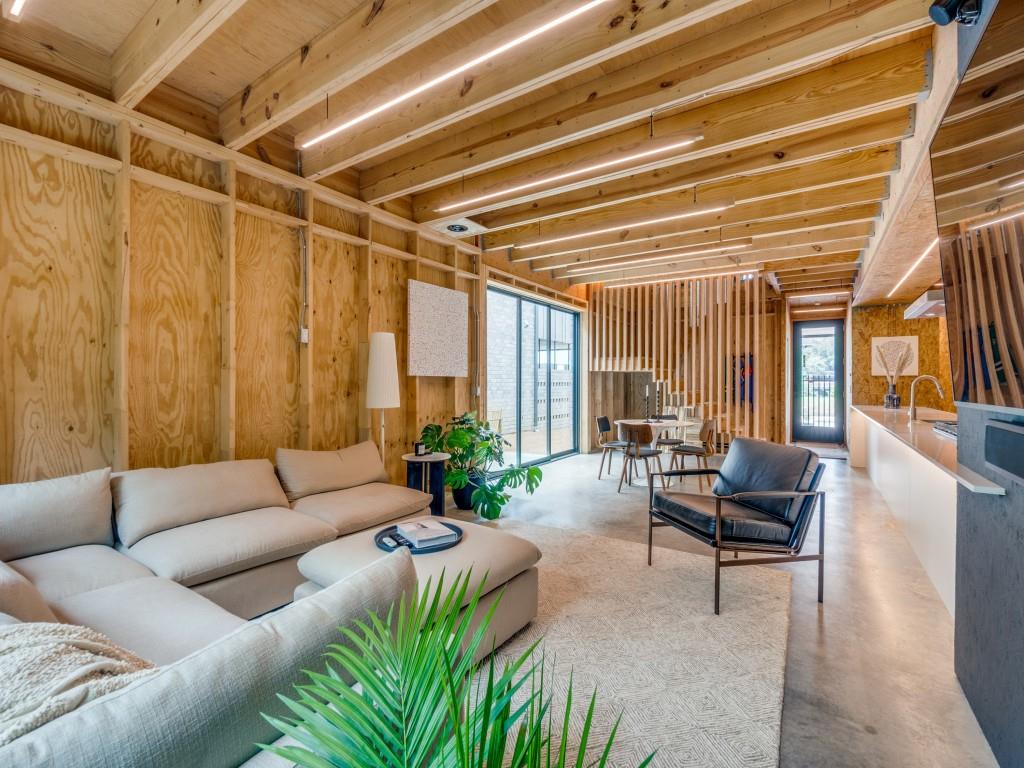 Urban Commomns - Residential Lease