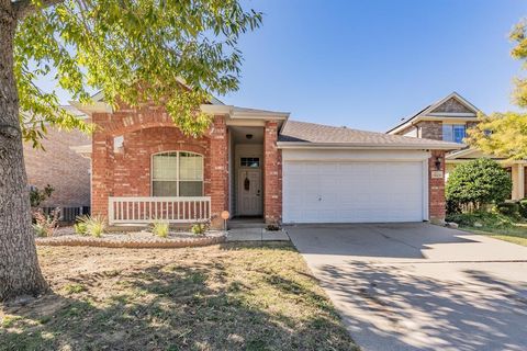 1023 Aviary Drive Aubrey TX 76227