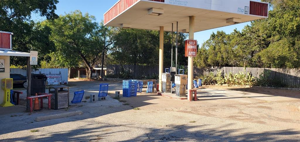 Comanche Harbor Sec C - Commercial Lease