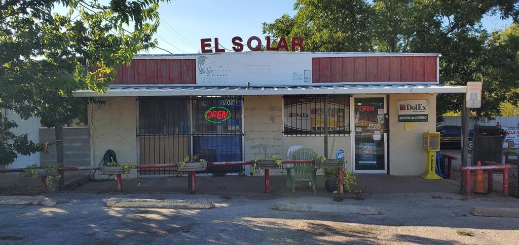 Comanche Harbor Sec C - Commercial Lease