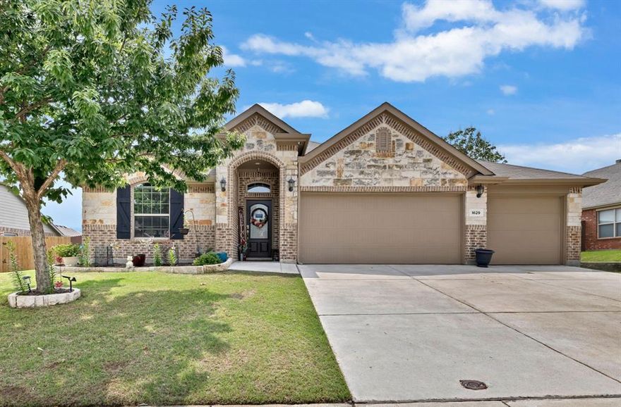 Beautiful One Story Home! This stunning one story home features extensive wood flooring throughout the main living areas, with carpet only in the bedrooms and ceramic tile in the baths. The open concept kitchen is a true showstopper, offering granite countertops, with some stainless steel appliances, a gas cooktop, large island with breakfast bar, custom cabinetry, and a corner pantry. A spacious study or home office sits just off the front entry, and the formal dining room can easily double as an exercise room or second office depending on your needs.
The home sits on a generous ¼ acre lot, fully fenced, with an extended covered patio and plenty of room to add a pool or create your dream backyard retreat. The 3 car garage includes epoxy flooring, and the home is finished with crown molding, brick exterior, gutters, and an original roof with updated shingles and vents. Great location, close to shopping, schools, and restaurants! This property blends comfort, style, and functionality, truly a wonderful place to call home.