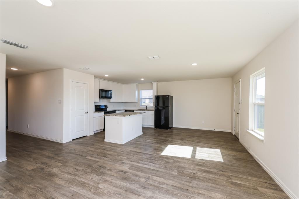 Mabank Mdws Ph 2 - Residential