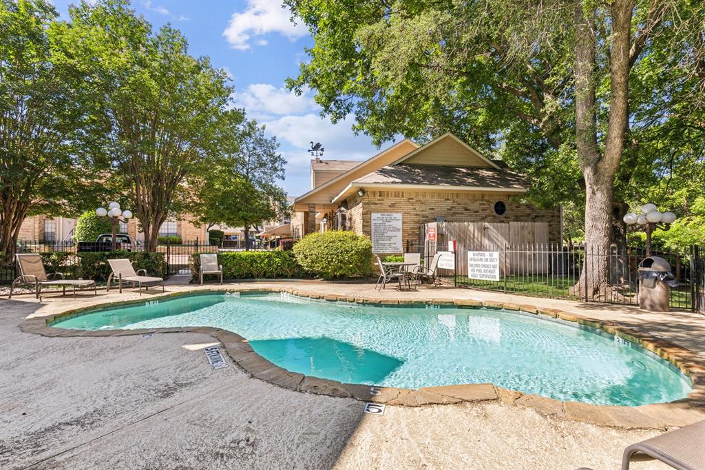 Preston on the Lake - Residential