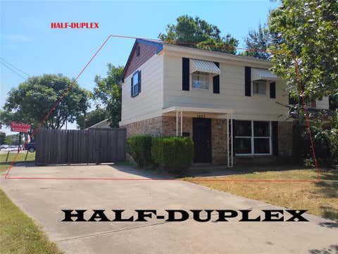 Photo of 1202 Hilltop Drive, Irving, TX 75060 (MLS # 21350684)