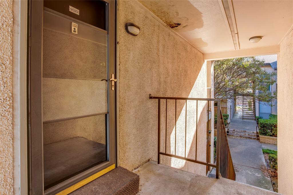 Las Colonitas Condo - Residential