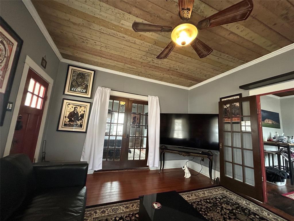 600 NW Second Street