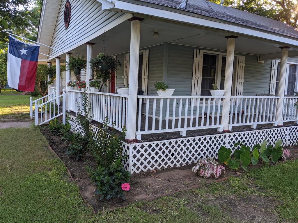 600 NW Second Street