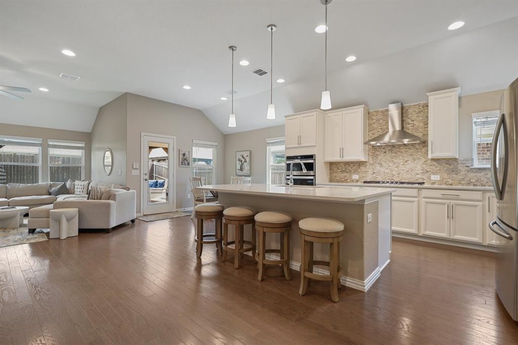 2837 Redbud Lane